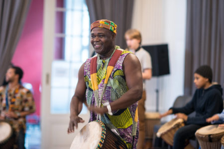 Afrikanisch Trommeln mit Pascal Salimou - music loft | Freie Musikschule Aachen