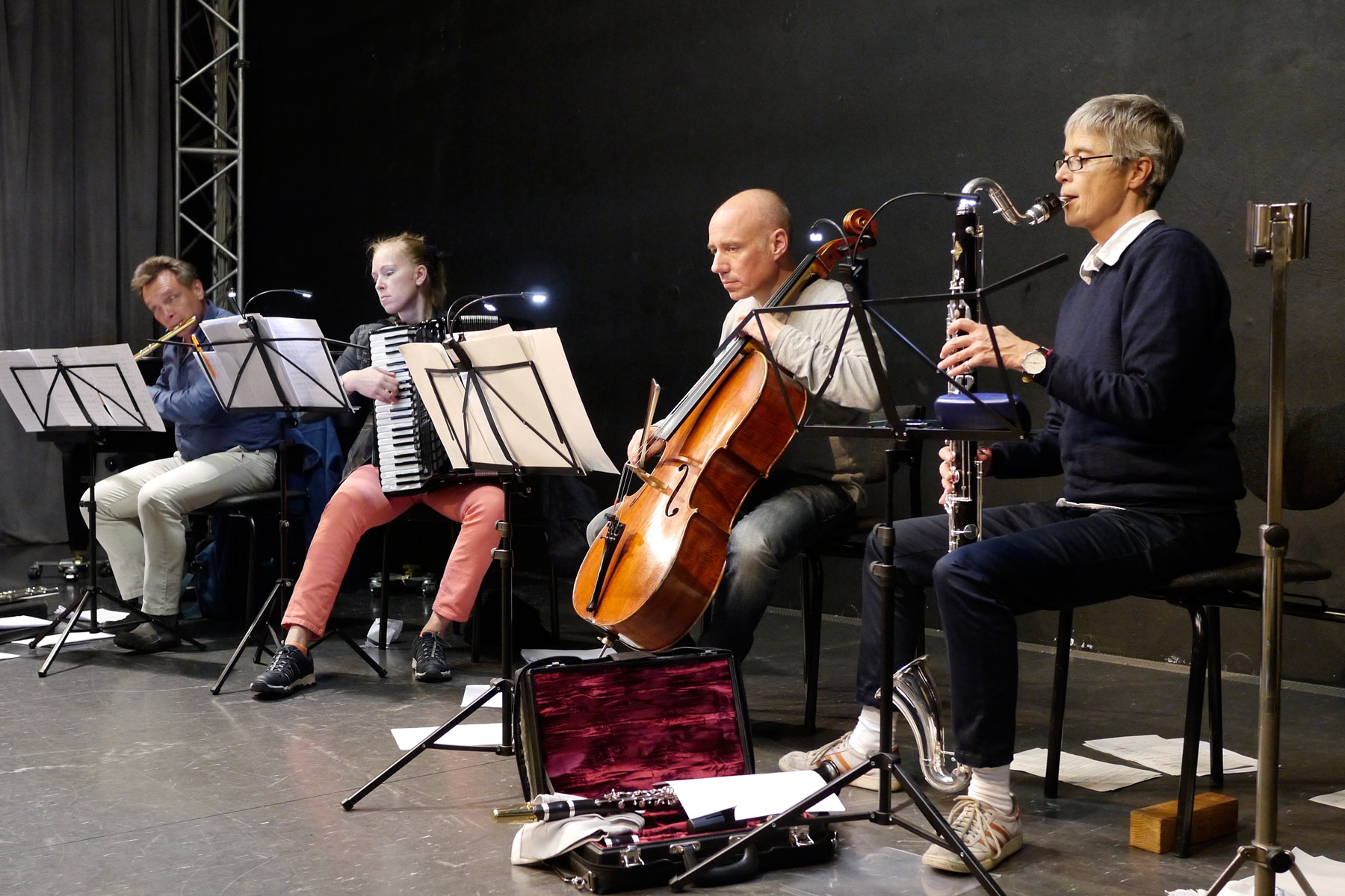 Kompositionswerkstatt für Kinder und Jugendliche Neue Musik Ensemble Aachen in der Klangbrücke