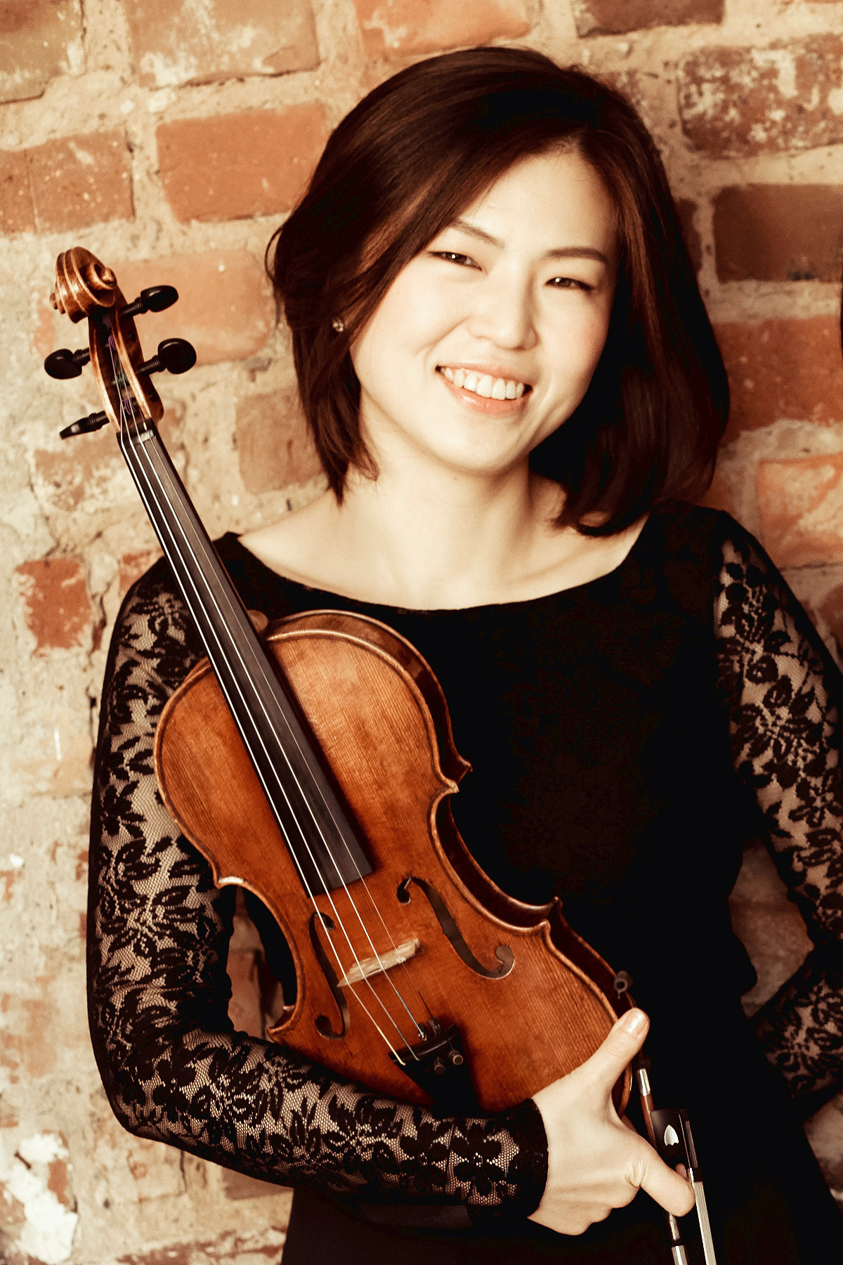 Hee Ryung Seo-Foerster - Dozentin Violine / Geige | music loft - Freie Musikschule Aachen