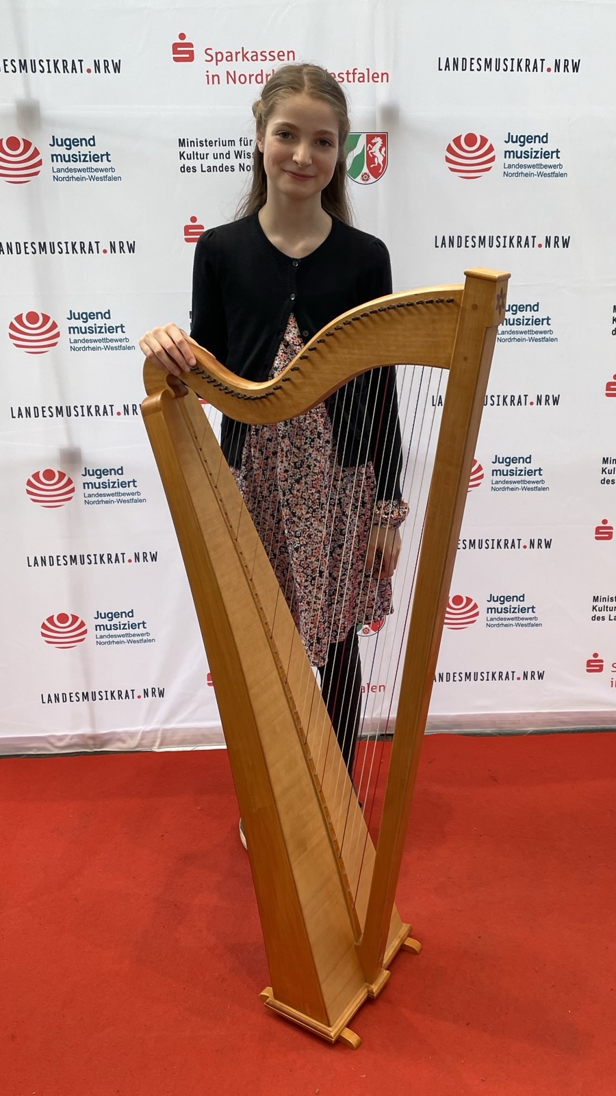 Erster Preis Landeswettbewerb Jugend musiziert Harfe - music loft | Freie Musikschule Aachen